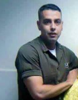 الإحتلال يعزل الأسير ثائر حماد